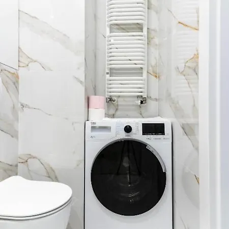 Apartament Mennica - Golden - Comfortable And Stylish Apartmán