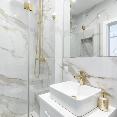 Apartament Mennica - Golden - Comfortable And Stylish Апартаменты Варшава